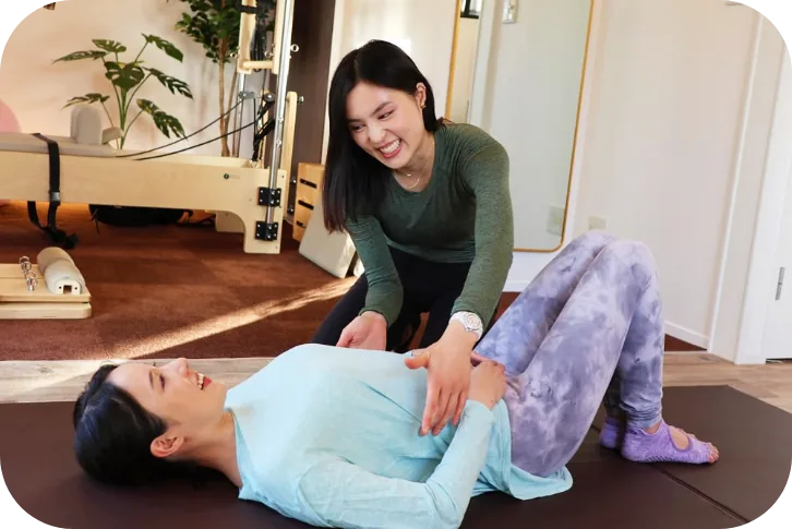 トレーナーによるストレッチ指導
