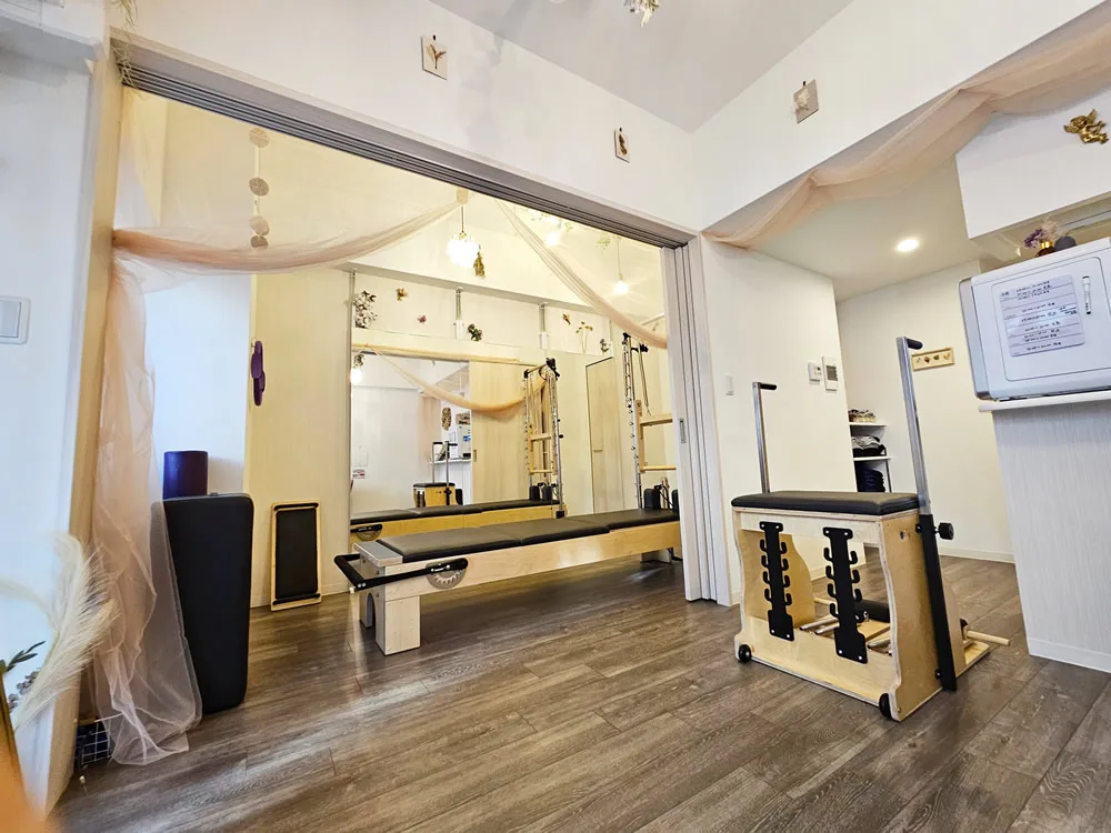fis.pilatesのスタジオ内装